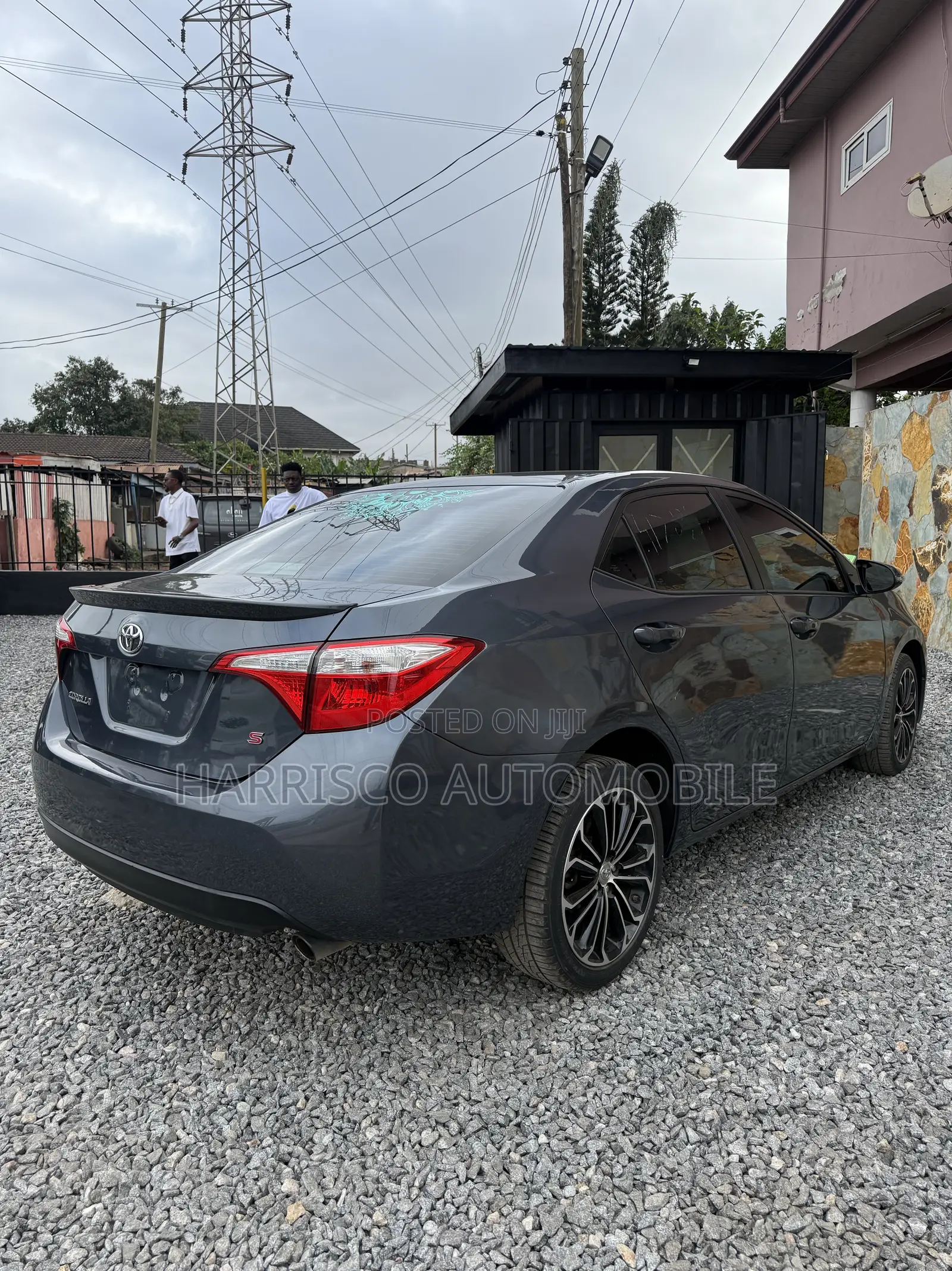 Toyota Corolla SE 4dr Sedan (1.8L 4cyl CVT) 2017 Gray
