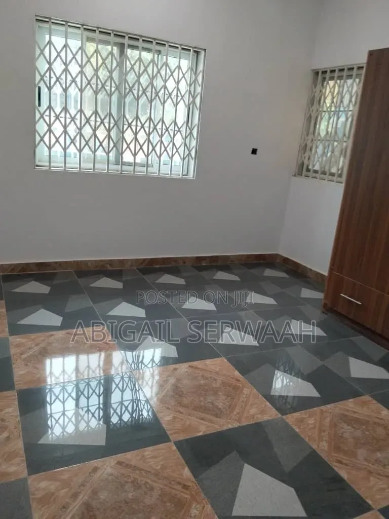 1bdrm Apartment in Oyibi, Sasaabi for rent