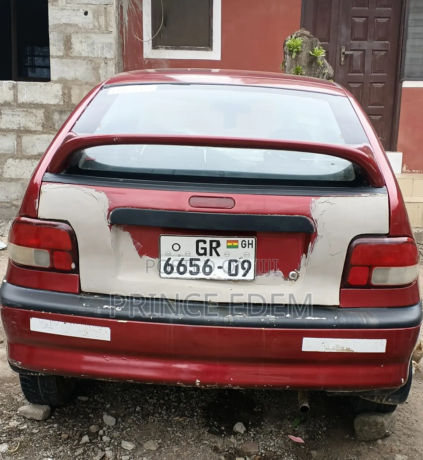Kia Avella 2000 Red