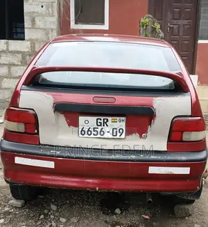 Kia Avella 2000 Red