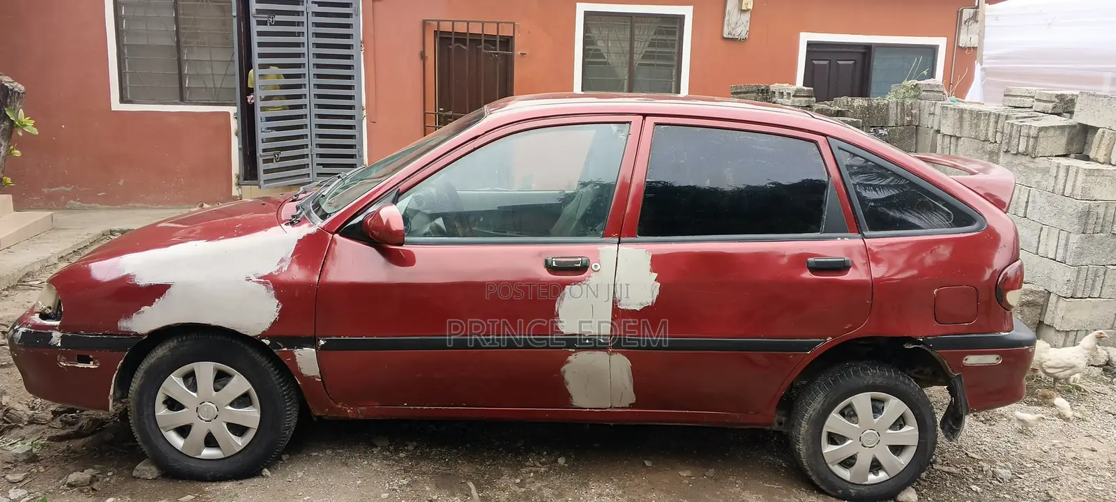 Kia Avella 2000 Red