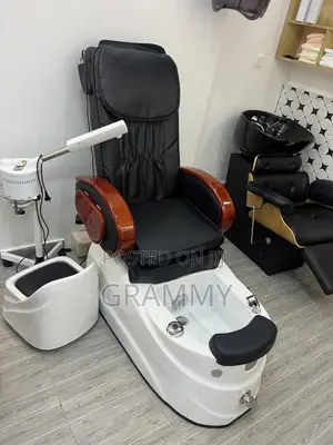 Massaging and Pedicure Chair