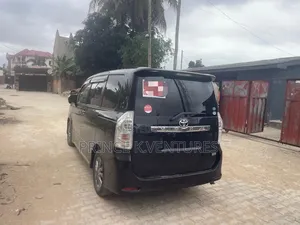 Toyota Voxy 2013 Black