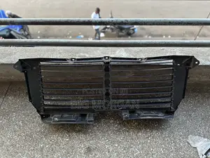 Ford F-150 2015 2016 2017 Shuttrr Grille With Motor
