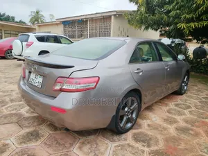 Toyota Camry LE 4dr Sedan (2.4L 4cyl 5A) 2009 Gray