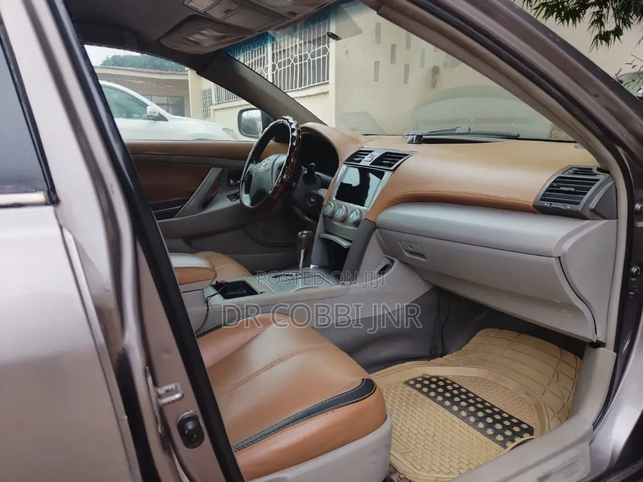 Toyota Camry LE 4dr Sedan (2.4L 4cyl 5A) 2009 Gray