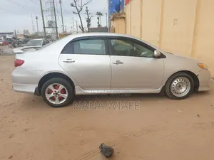 Toyota Corolla 2013 Silver