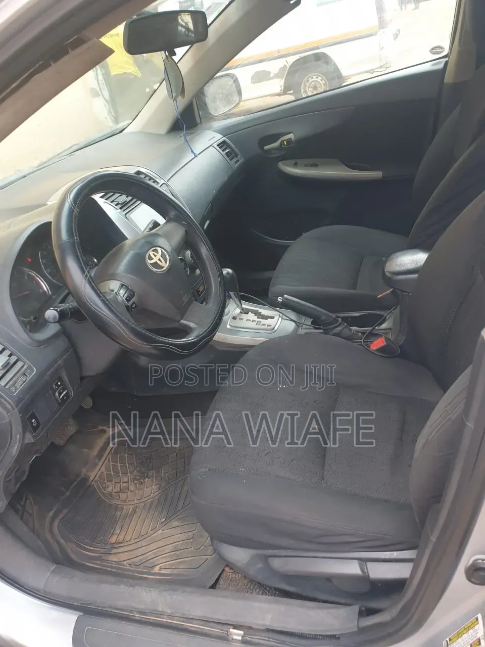 Toyota Corolla 2013 Silver