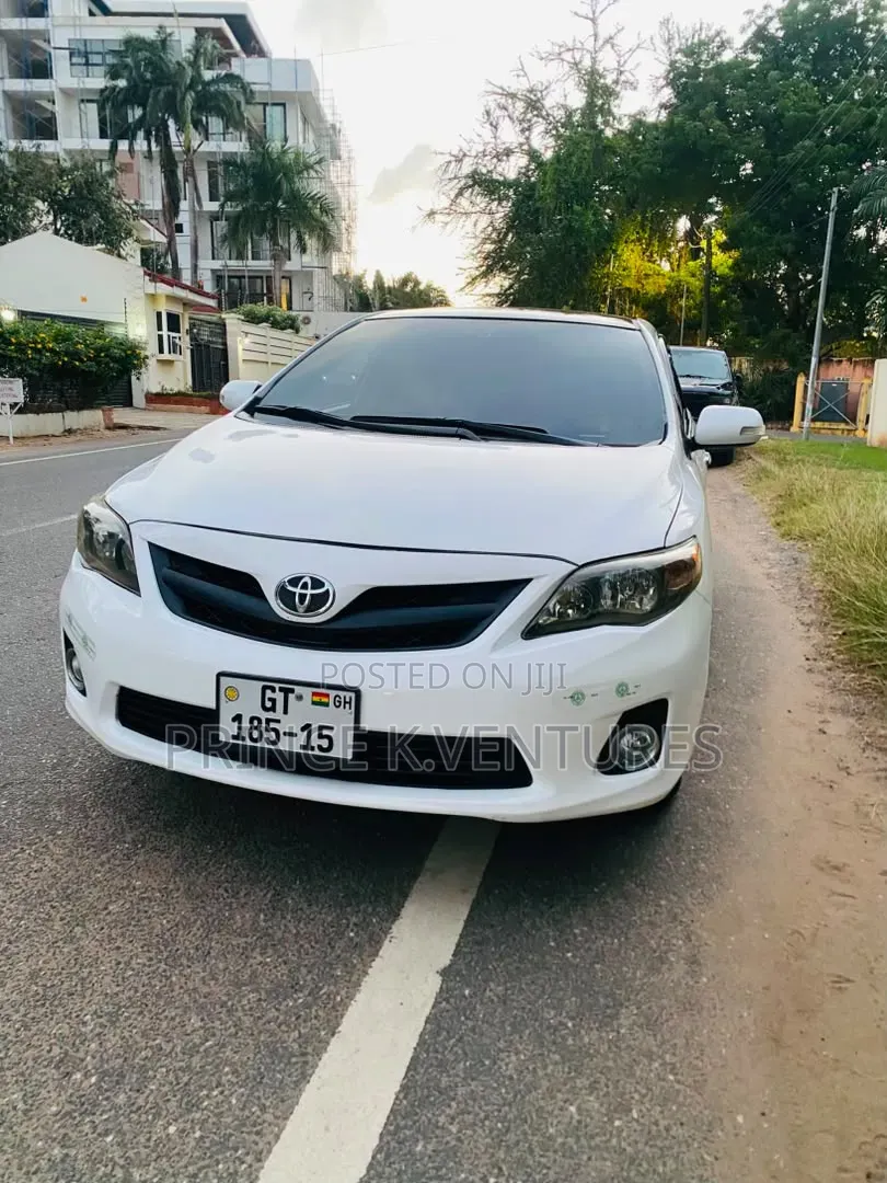 Toyota Corolla 2010 White