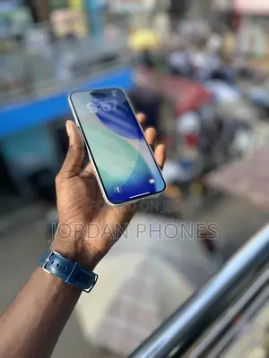 Apple iPhone 16 Plus 128 GB White