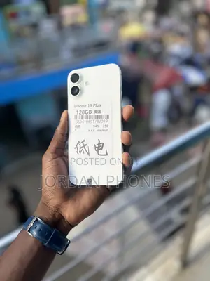 Apple iPhone 16 Plus 128 GB White