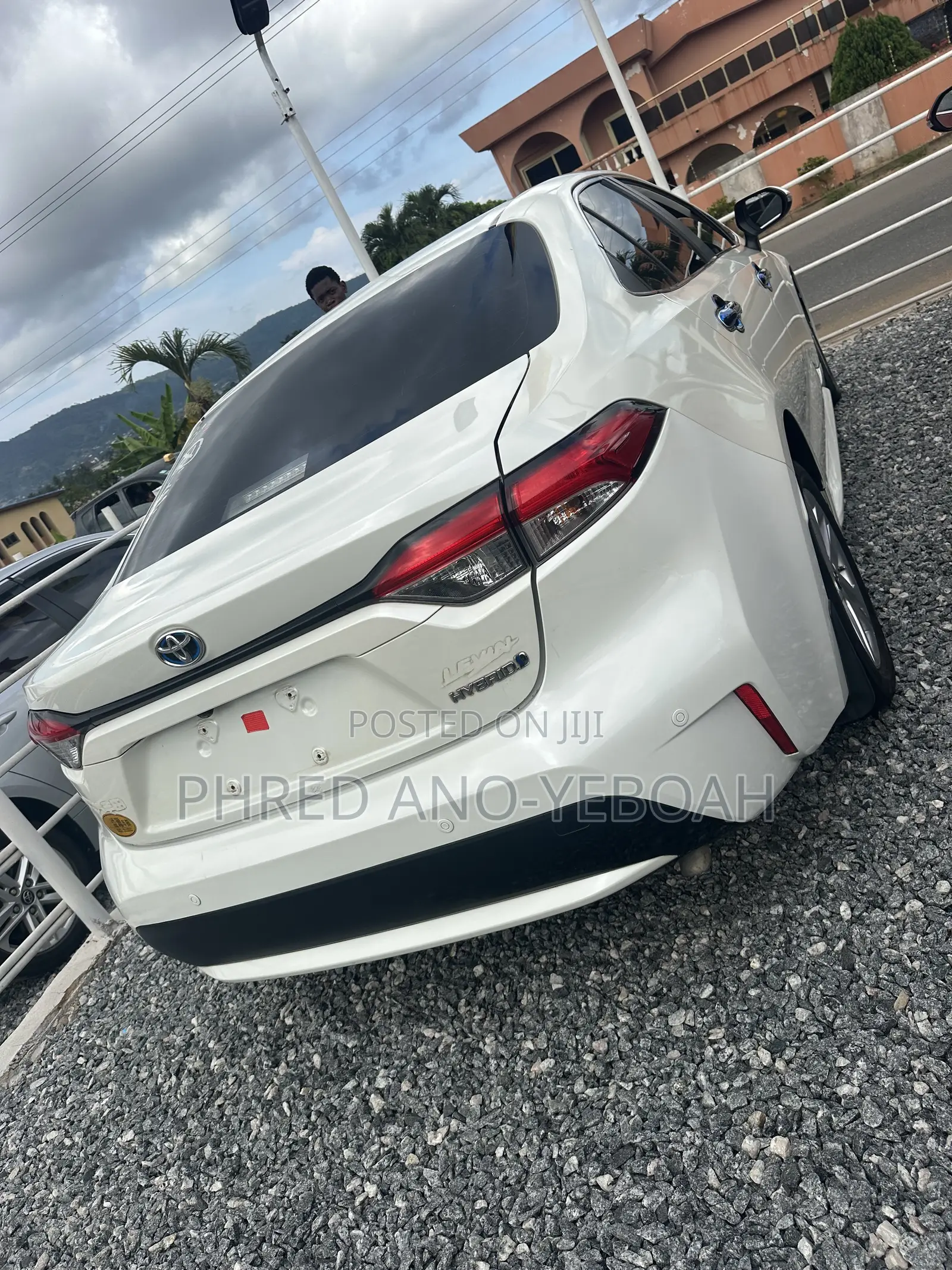 Toyota Corolla SE 2021 White
