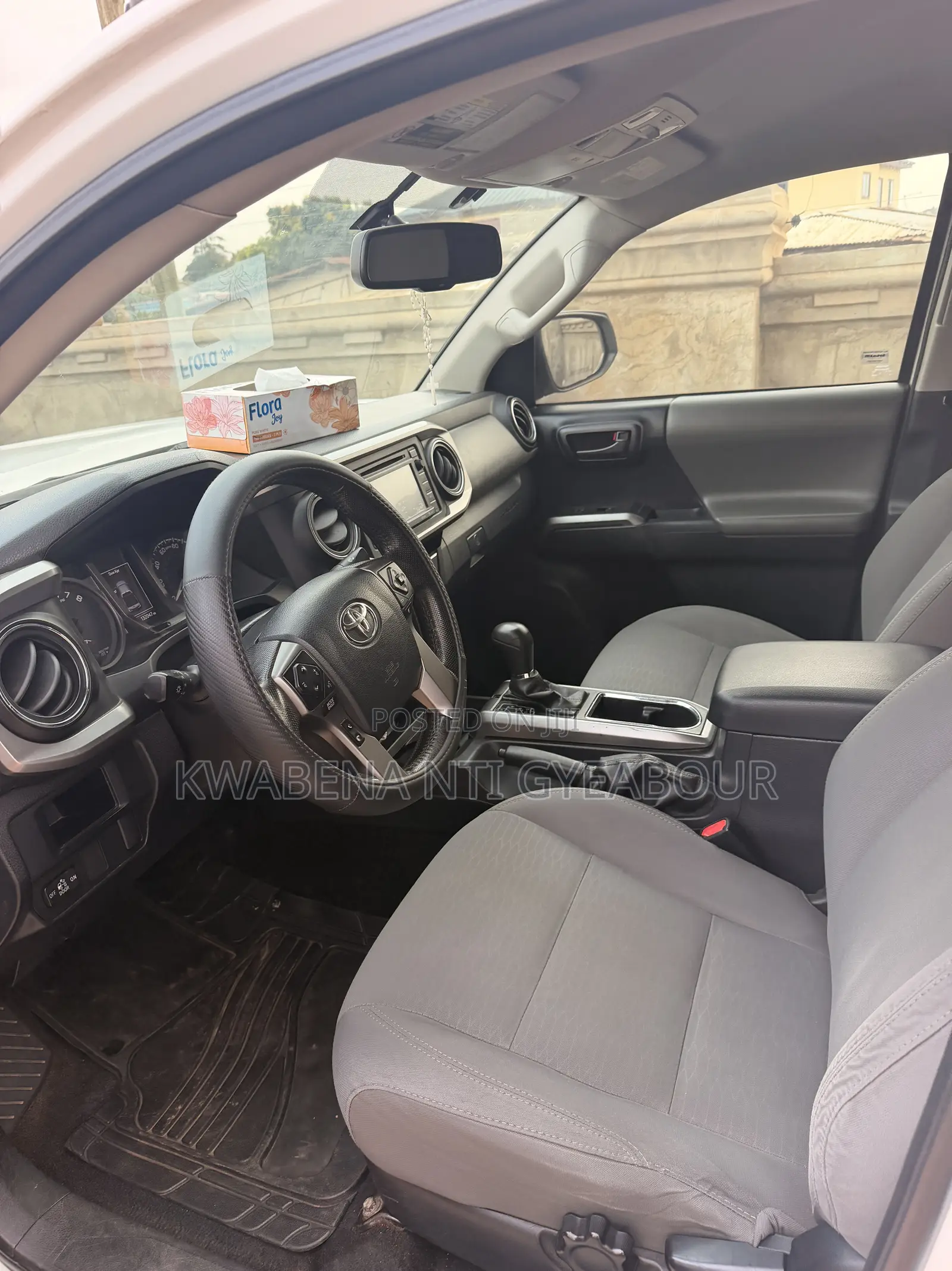 Toyota Tacoma 2017 White