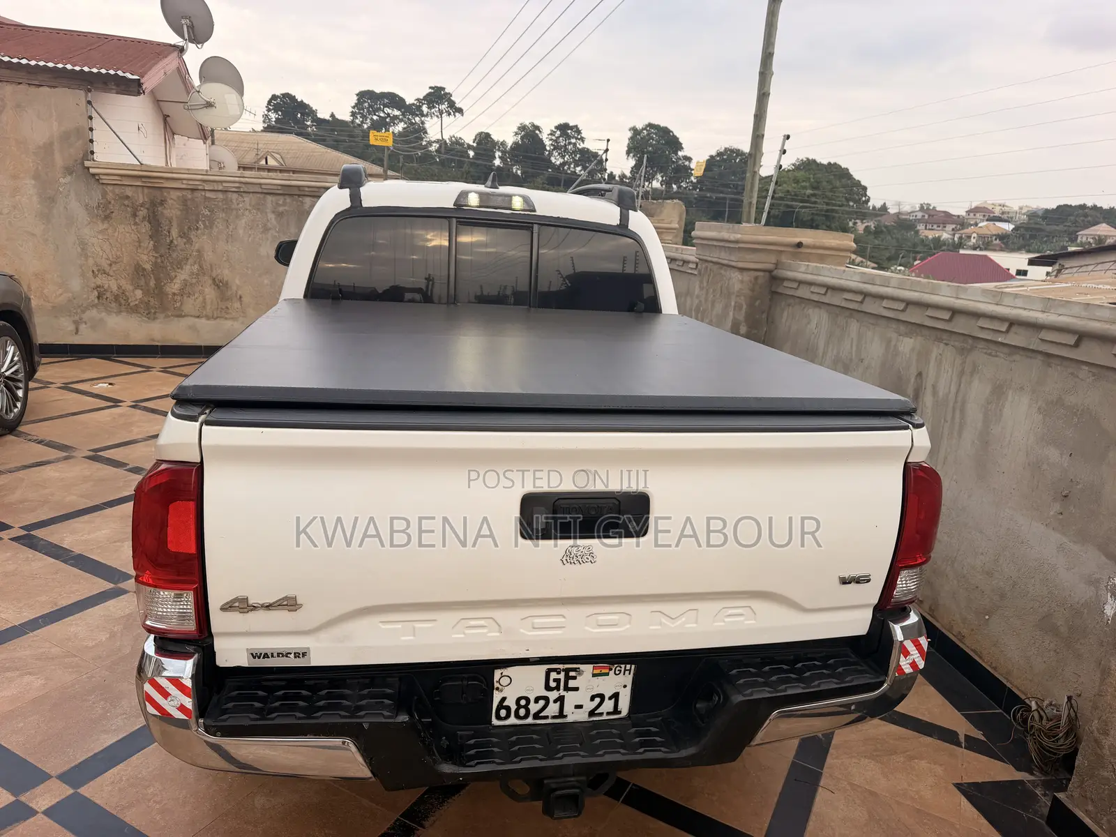 Toyota Tacoma 2017 White