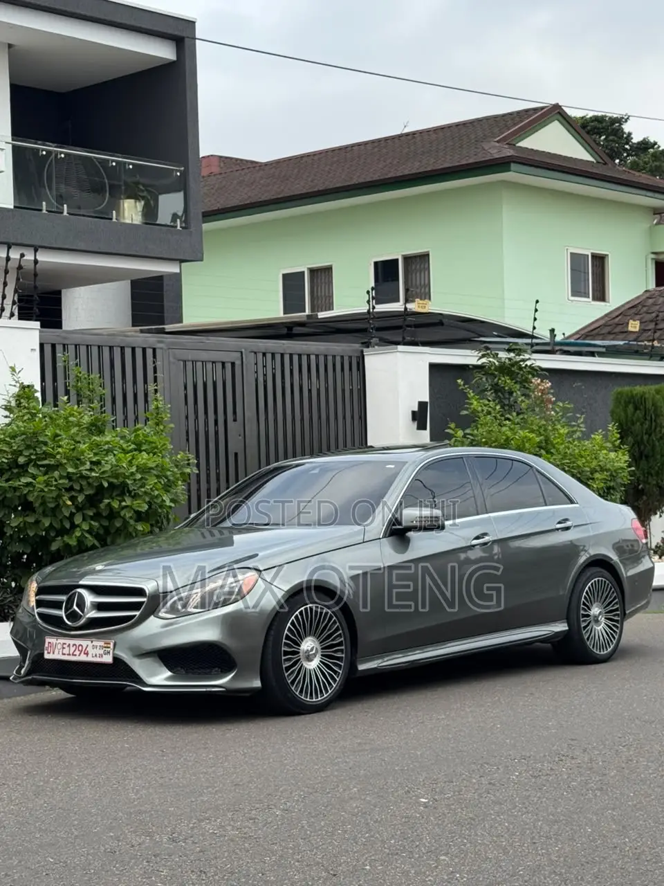 Mercedes-Benz E300 2016 Silver