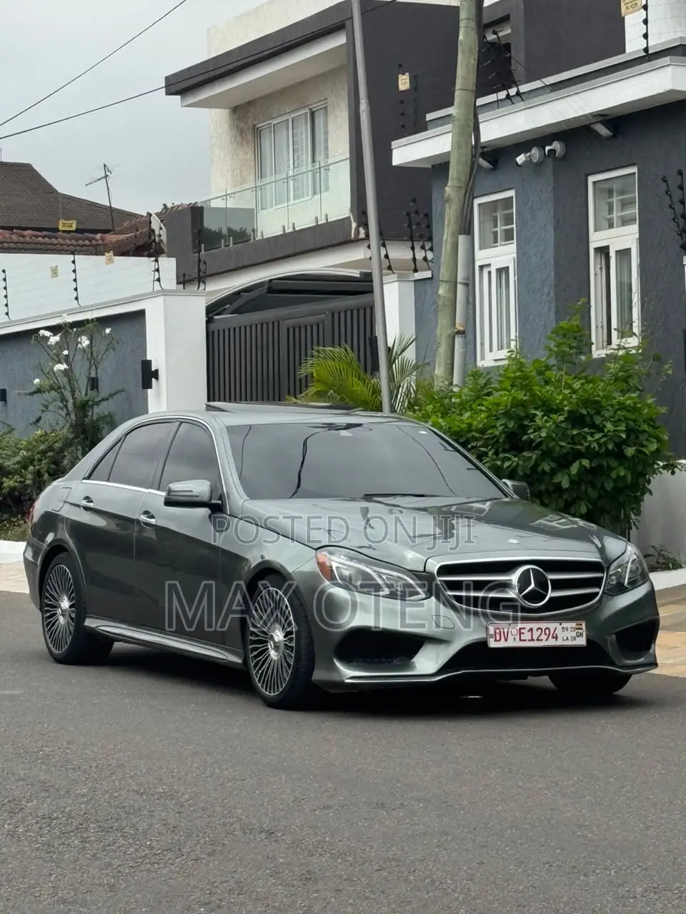 Mercedes-Benz E300 2016 Silver