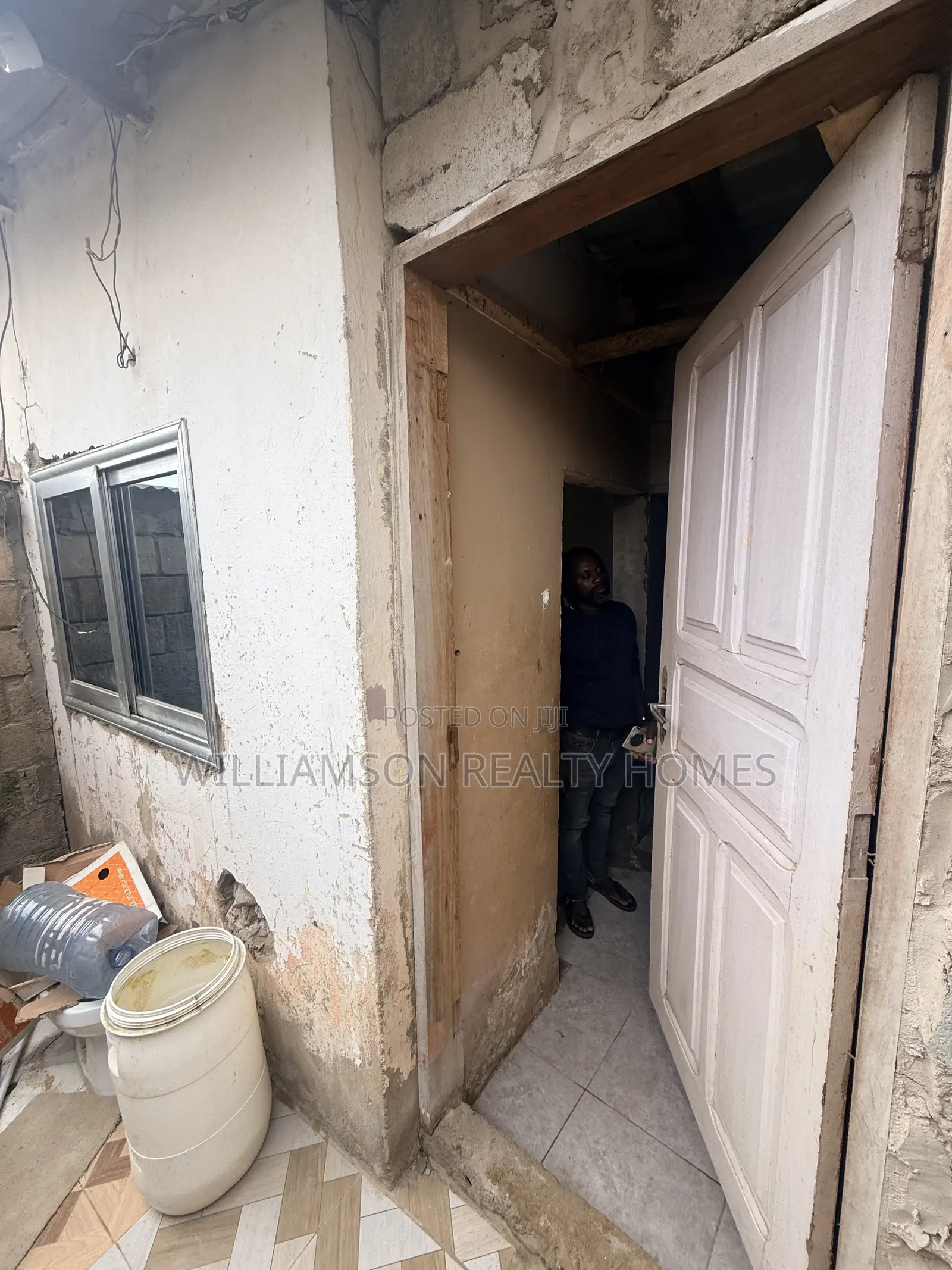 1bdrm Apartment in Kotobabi Area, Spintex for rent