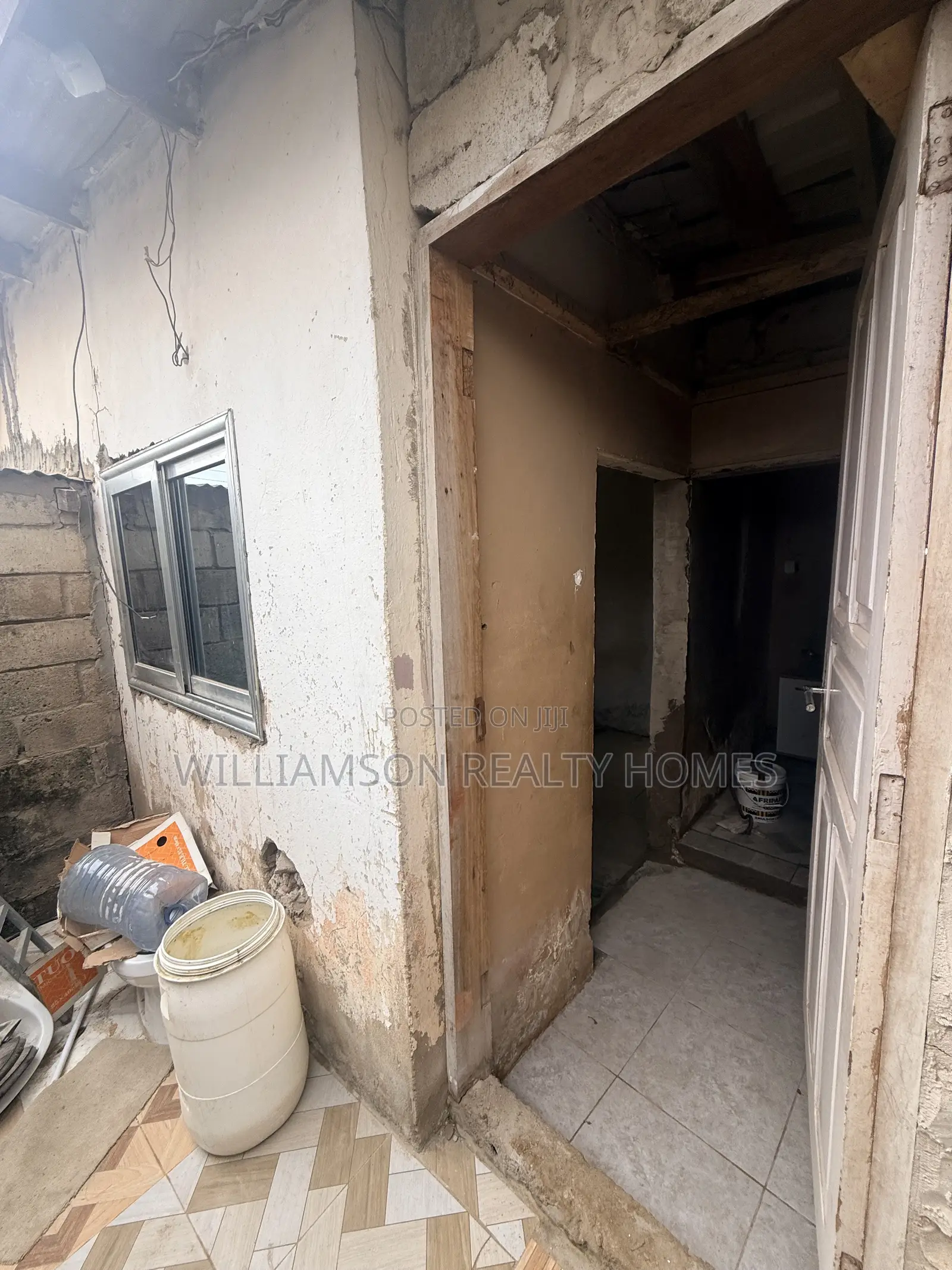 1bdrm Apartment in Kotobabi Area, Spintex for rent