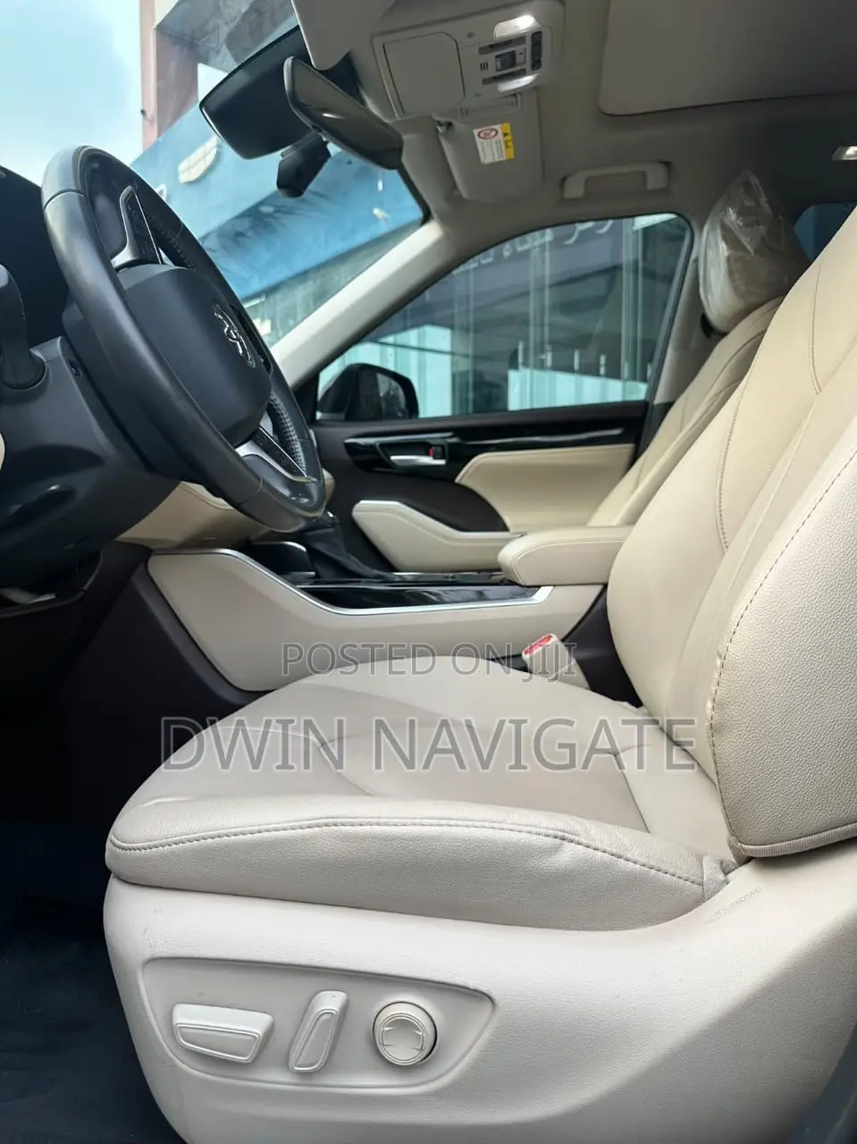 Toyota Highlander XLE 2022 Blue