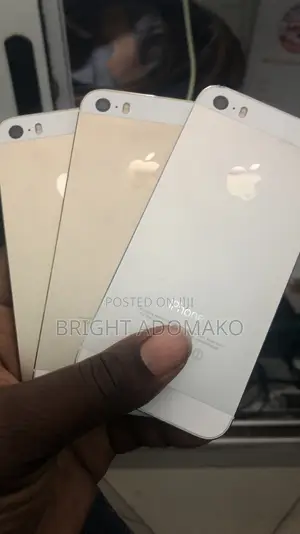 Apple iPhone 5s 16 GB Gold