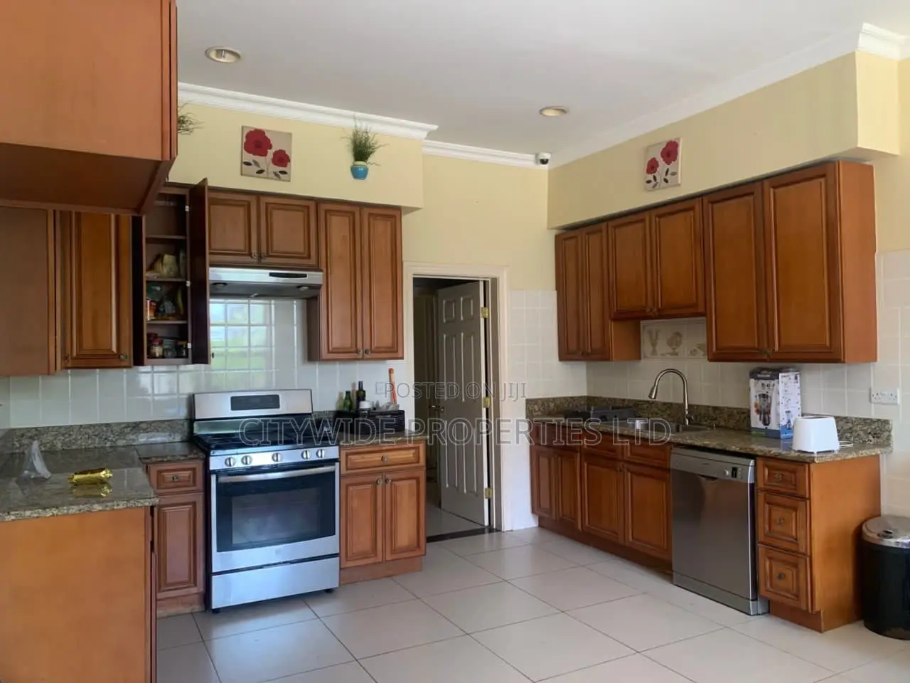 4bdrm House in Royal Palm Estate, Community 25 for rent