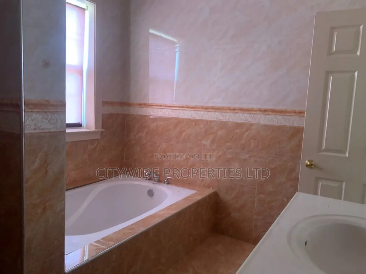 4bdrm House in Royal Palm Estate, Community 25 for rent