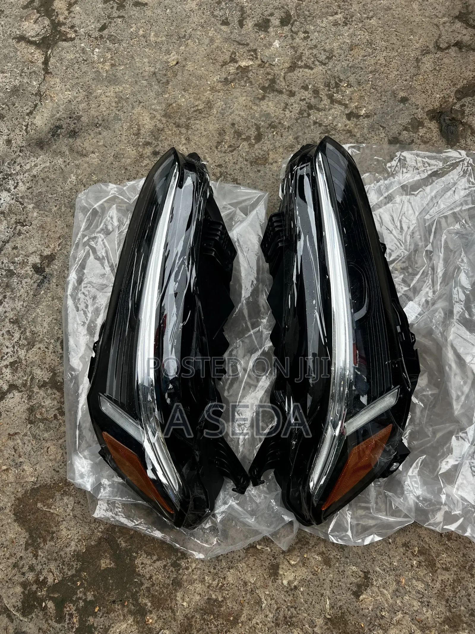 Honda Civic Headlight 2023 2024 2025 Headlight - Call Now Please