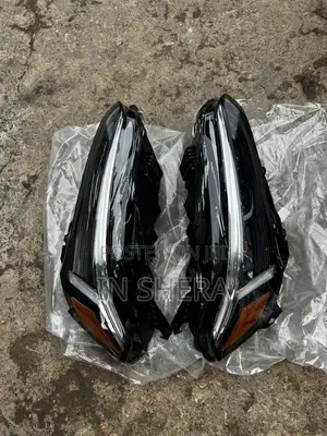 Honda Civic Headlight 2023 2024 2025 Headlight - Call Now Please