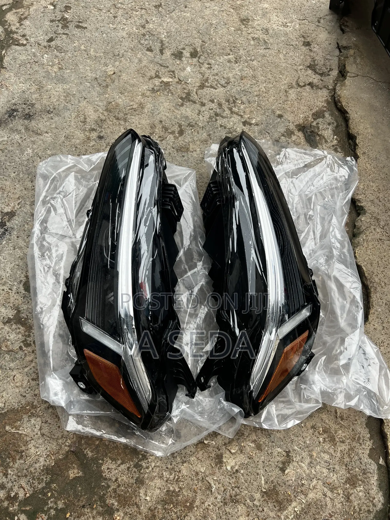 Honda Civic Headlight 2023 2024 2025 Headlight - Call Now Please