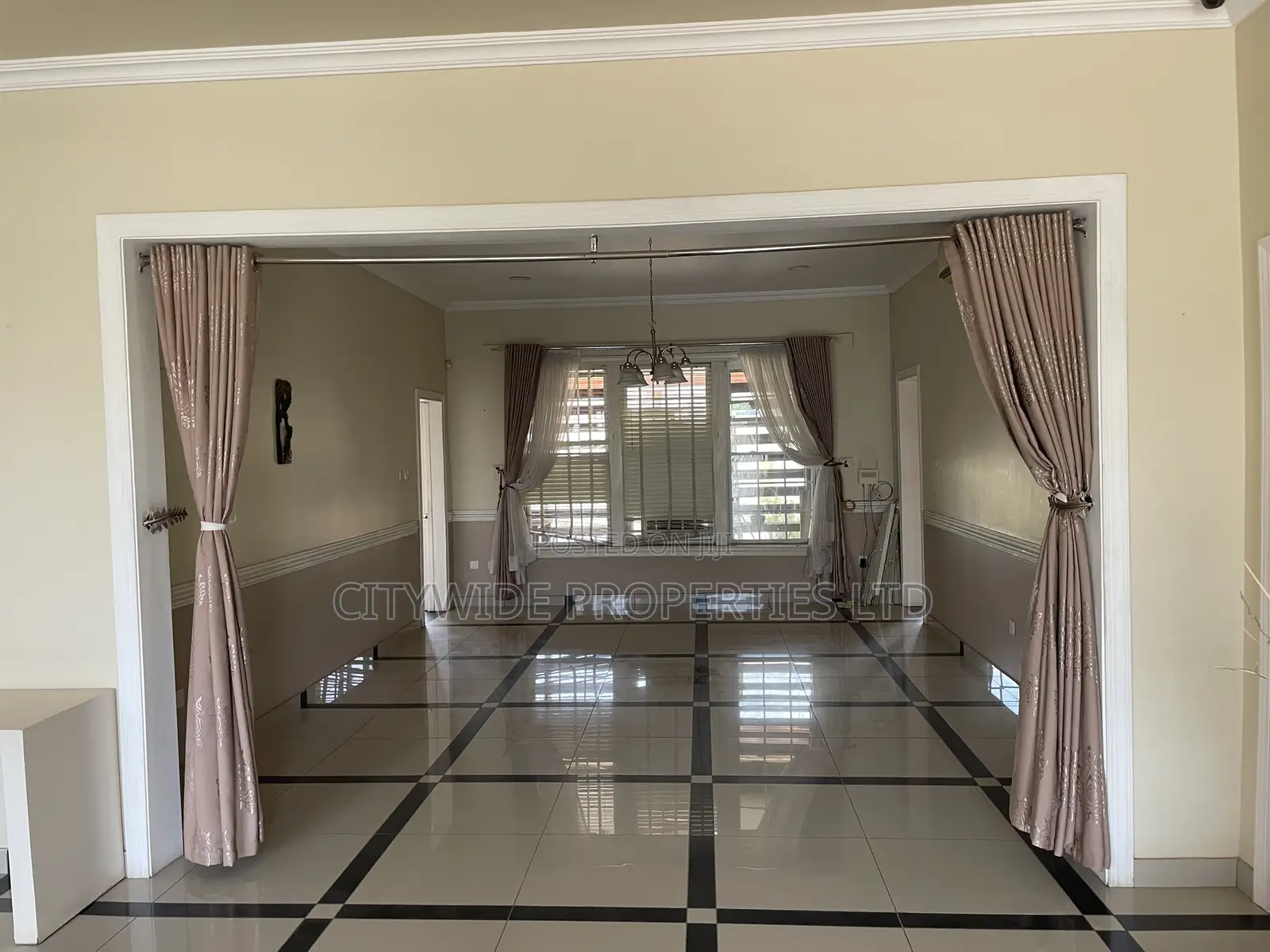 4bdrm House in Royal Palm Estate, Community 25 for rent