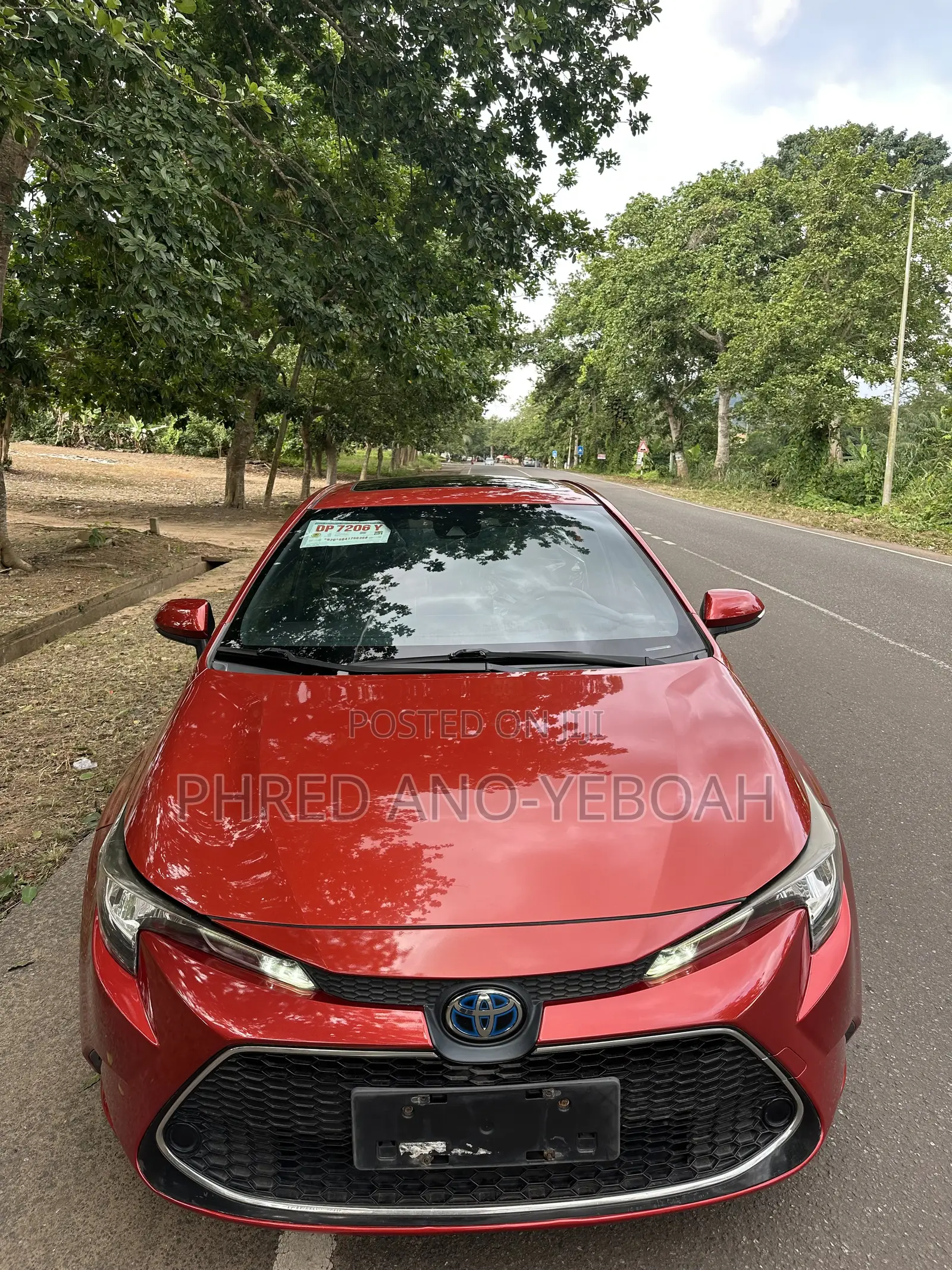 Toyota Corolla SE 2021 Red