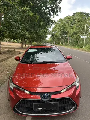 Toyota Corolla SE 2021 Red