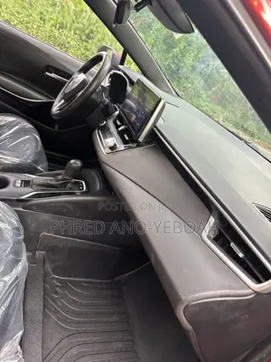 Toyota Corolla SE 2021 Red