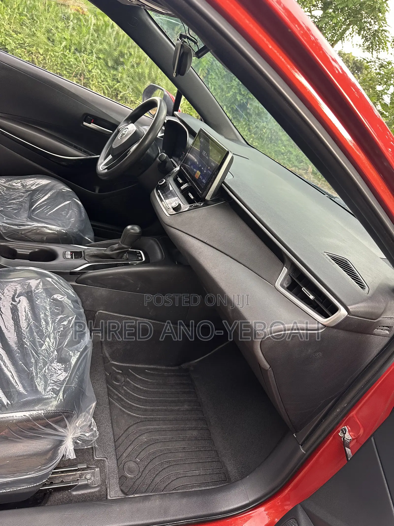 Toyota Corolla SE 2021 Red