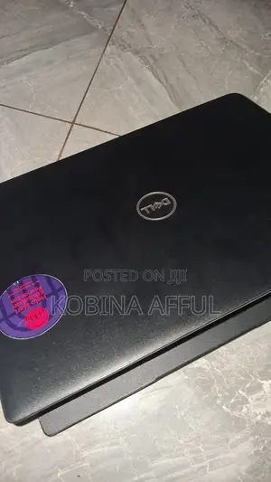 Laptop Dell Latitude 3400 8GB Intel Core i5 HDD 256GB