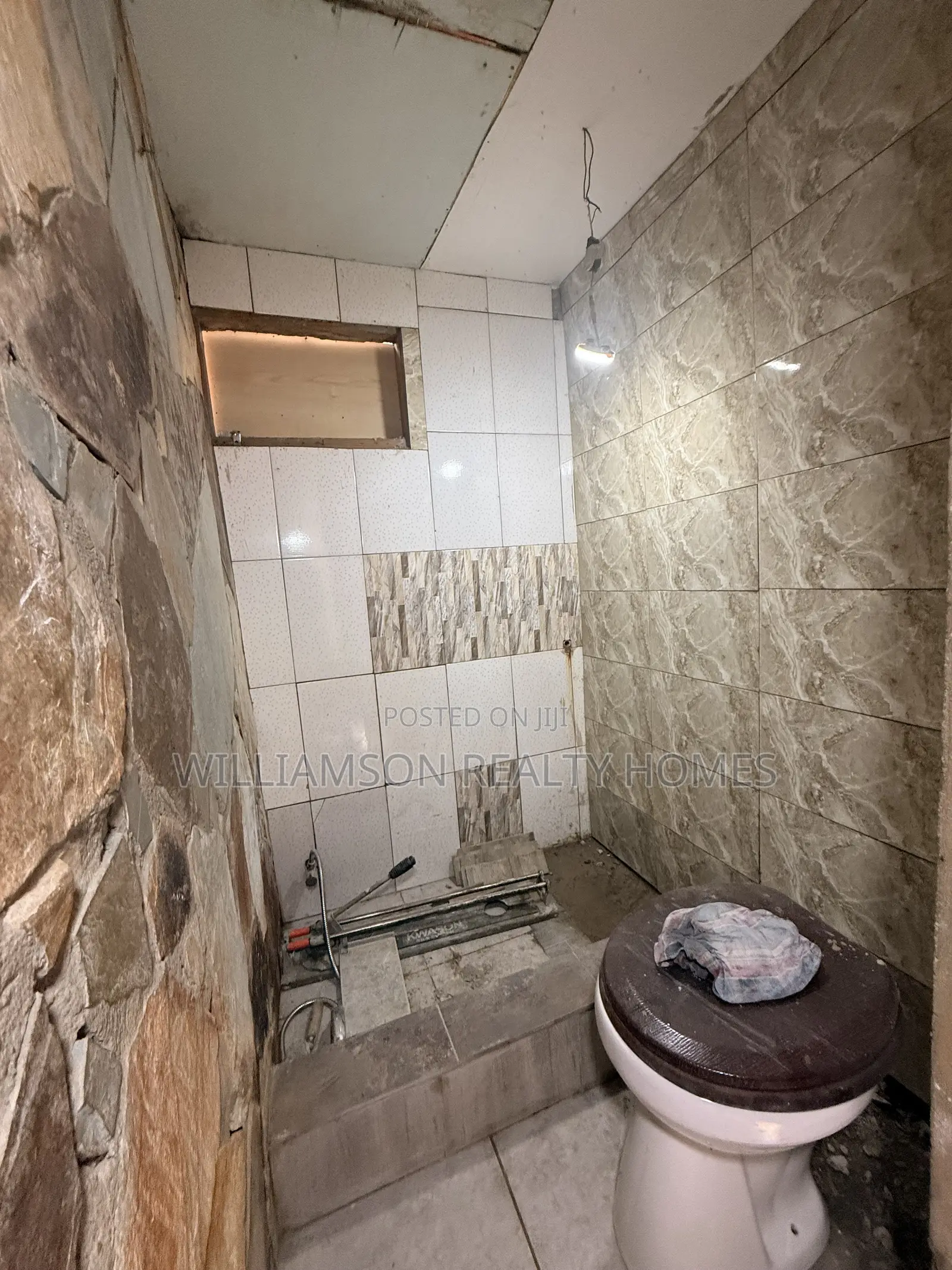 1bdrm Apartment in Kotobabi Area, Spintex for rent