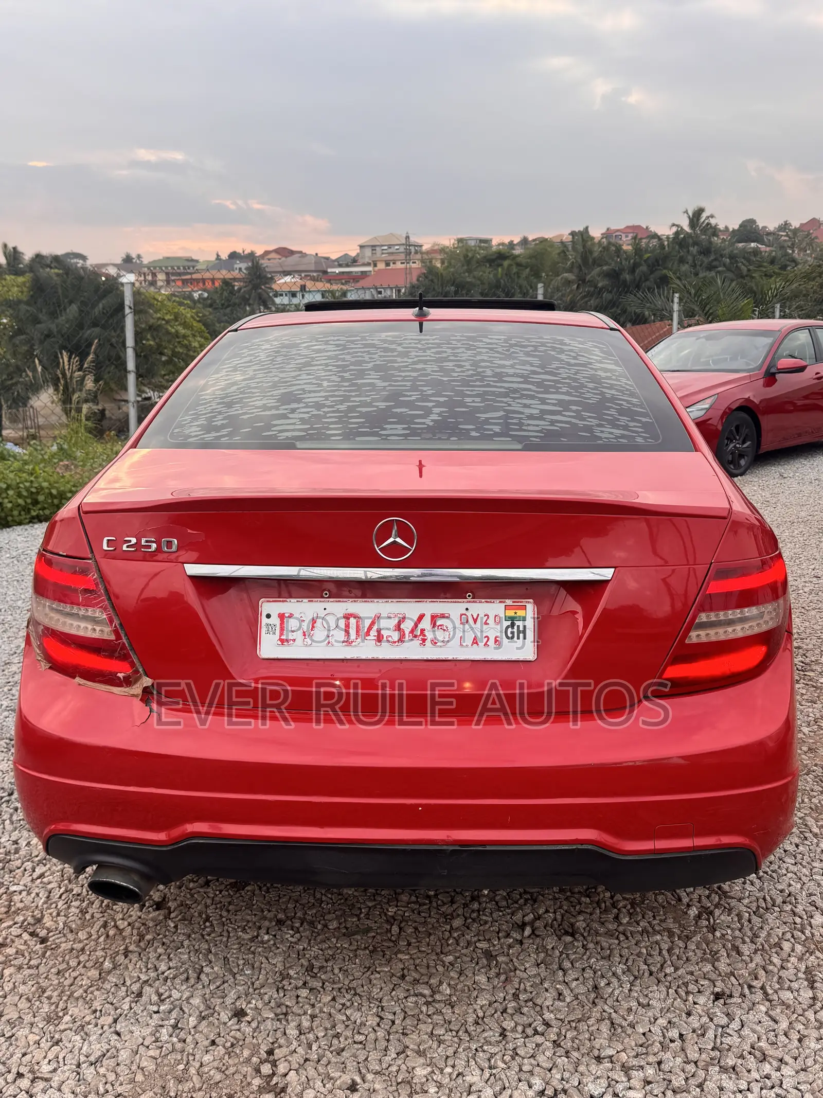 Mercedes-Benz C250 2012 Red