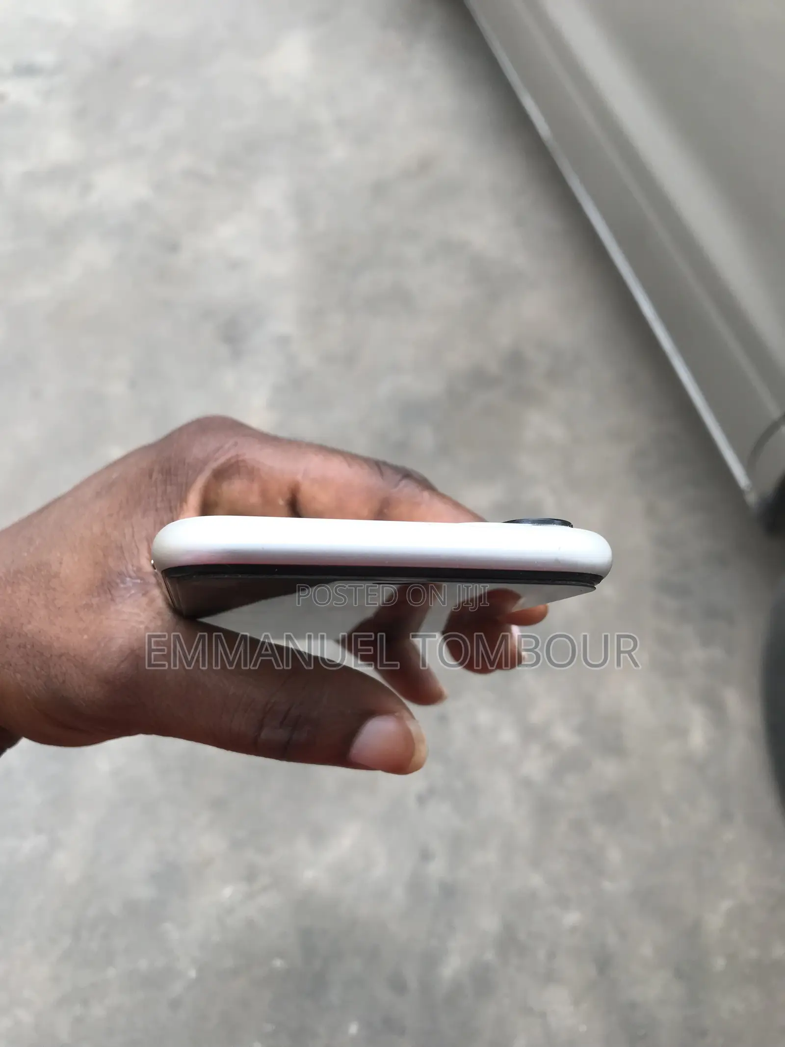 Apple iPhone 11 64 GB White