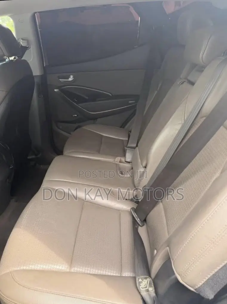 Hyundai Santa Fe 2015 White