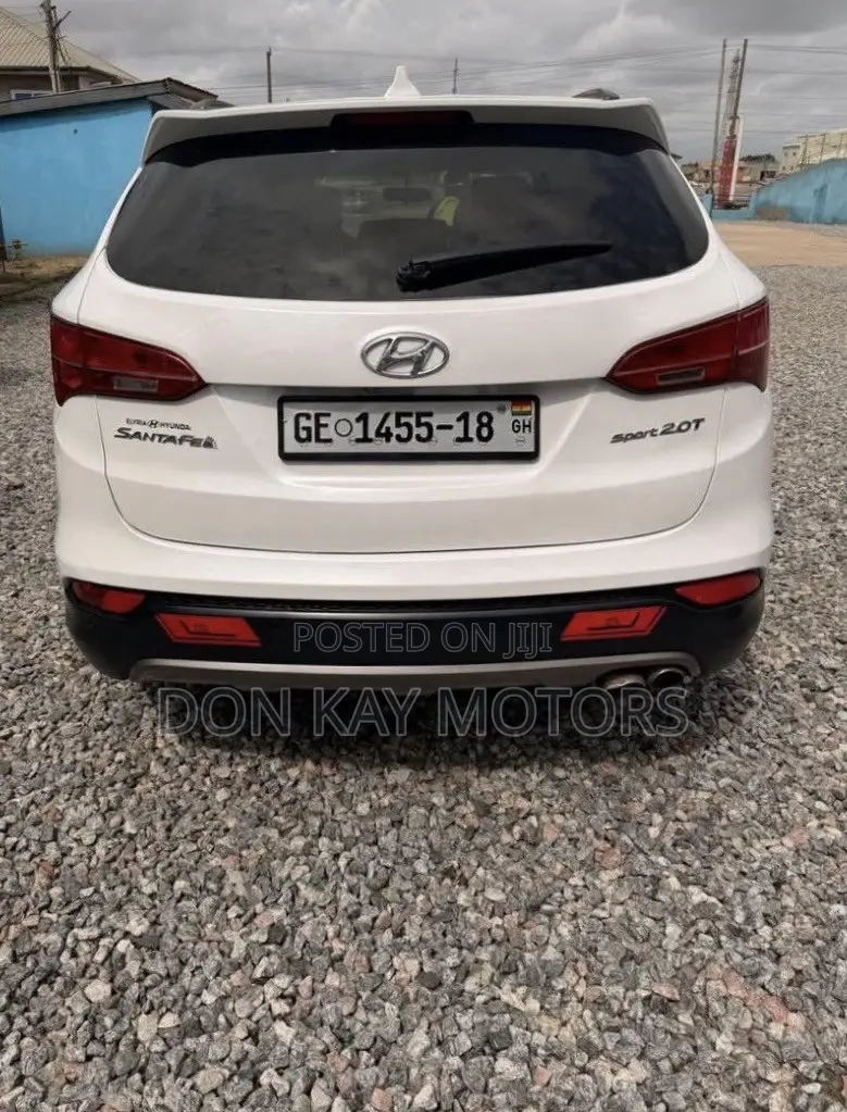 Hyundai Santa Fe 2015 White