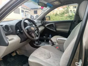 Toyota RAV4 2.5 Limited 2012 Gray