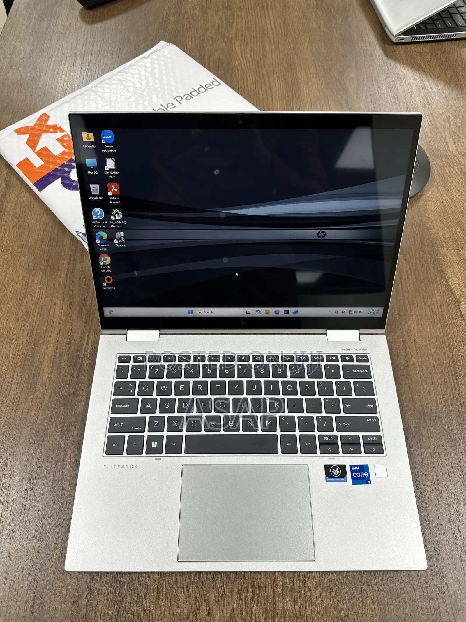 New Laptop HP EliteBook x360 1040 G9 16GB Intel Core i7 SSD 512GB