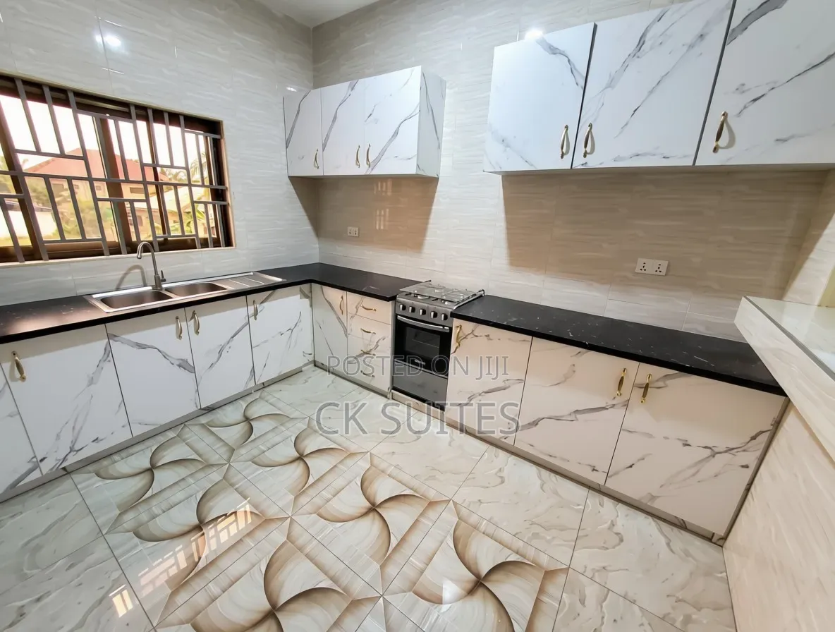 Classic Two-Bedroom Apartment With Balcony