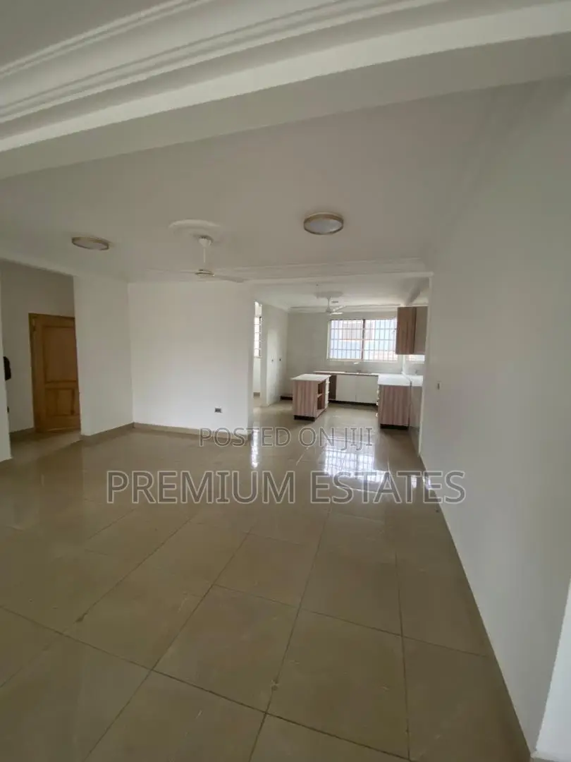 2bdrm Apartment in Adjiriganor for rent
