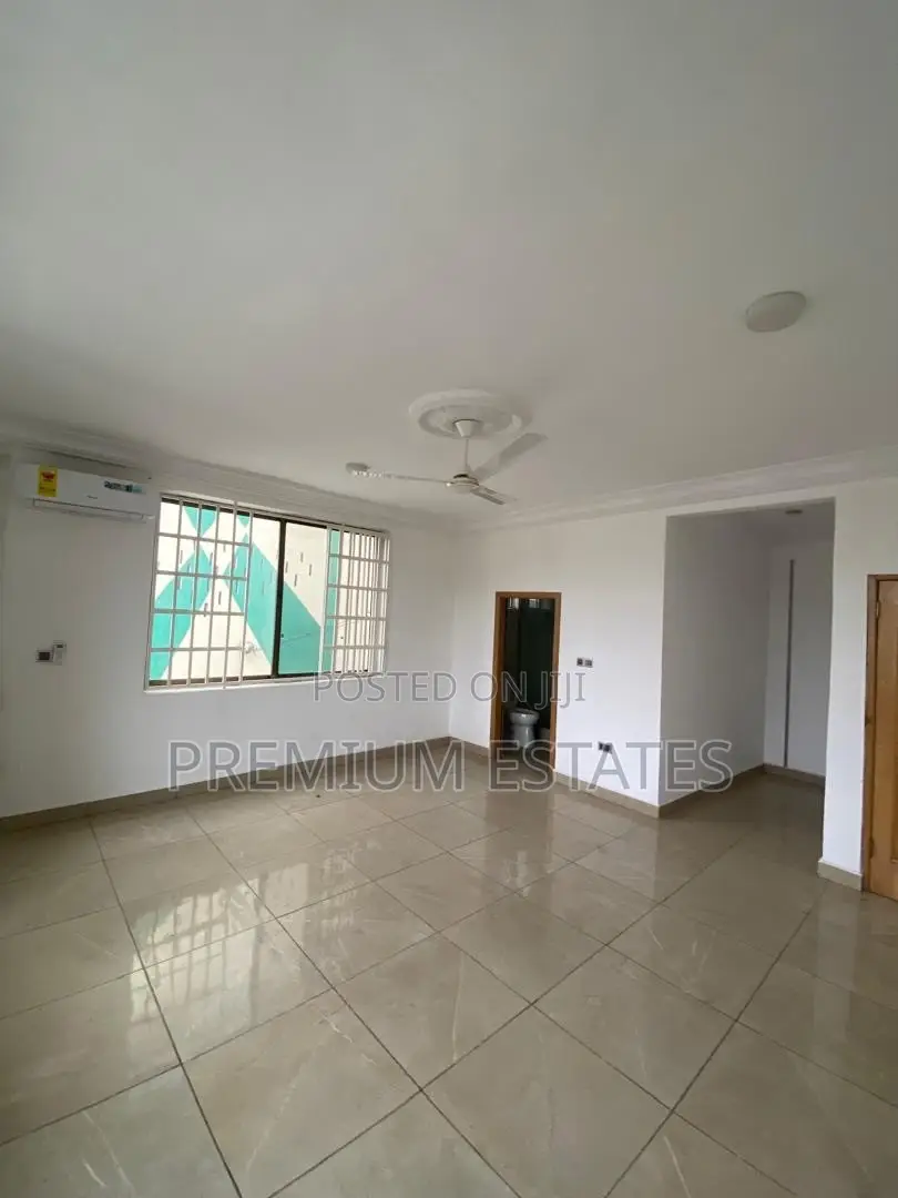 2bdrm Apartment in Adjiriganor for rent