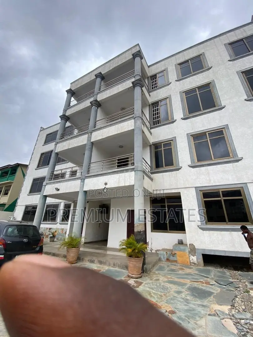 2bdrm Apartment in Adjiriganor for rent