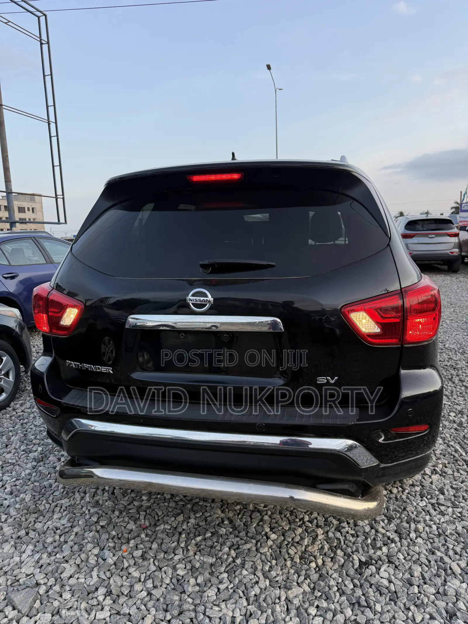 Nissan Pathfinder 2018 Black