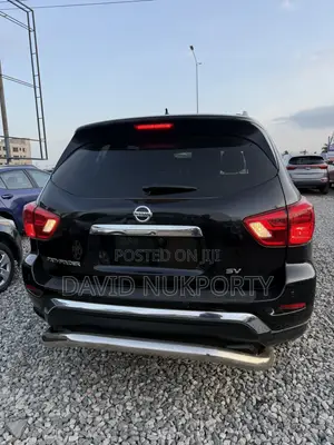 Nissan Pathfinder 2018 Black