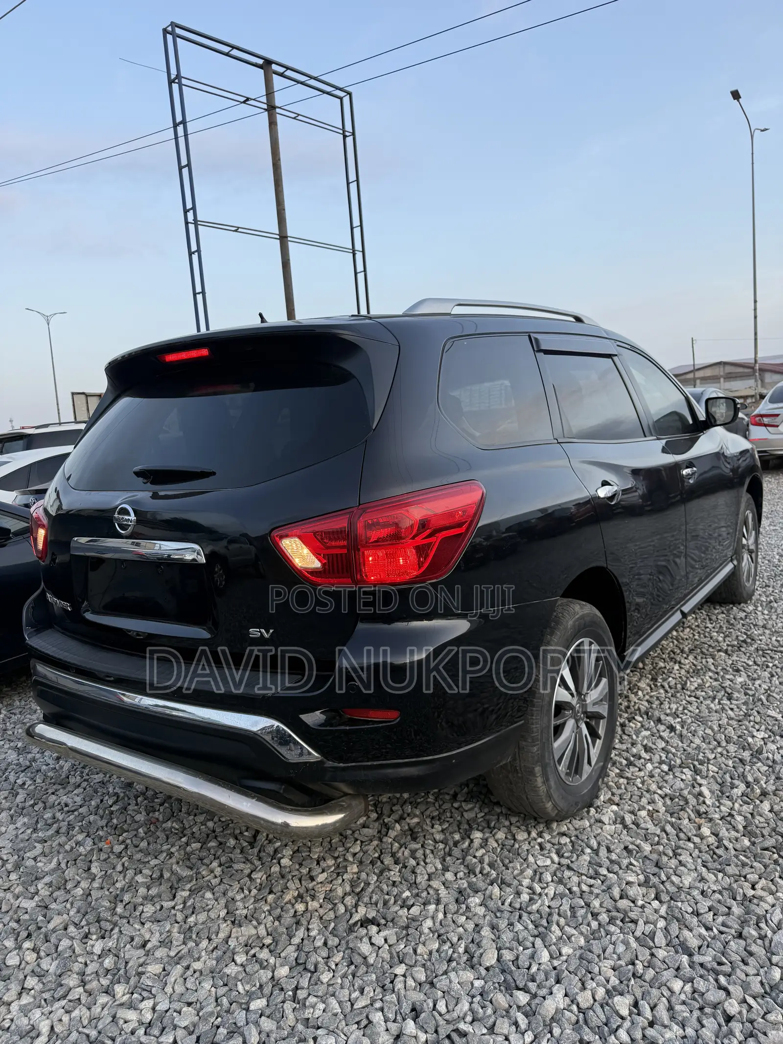 Nissan Pathfinder 2018 Black