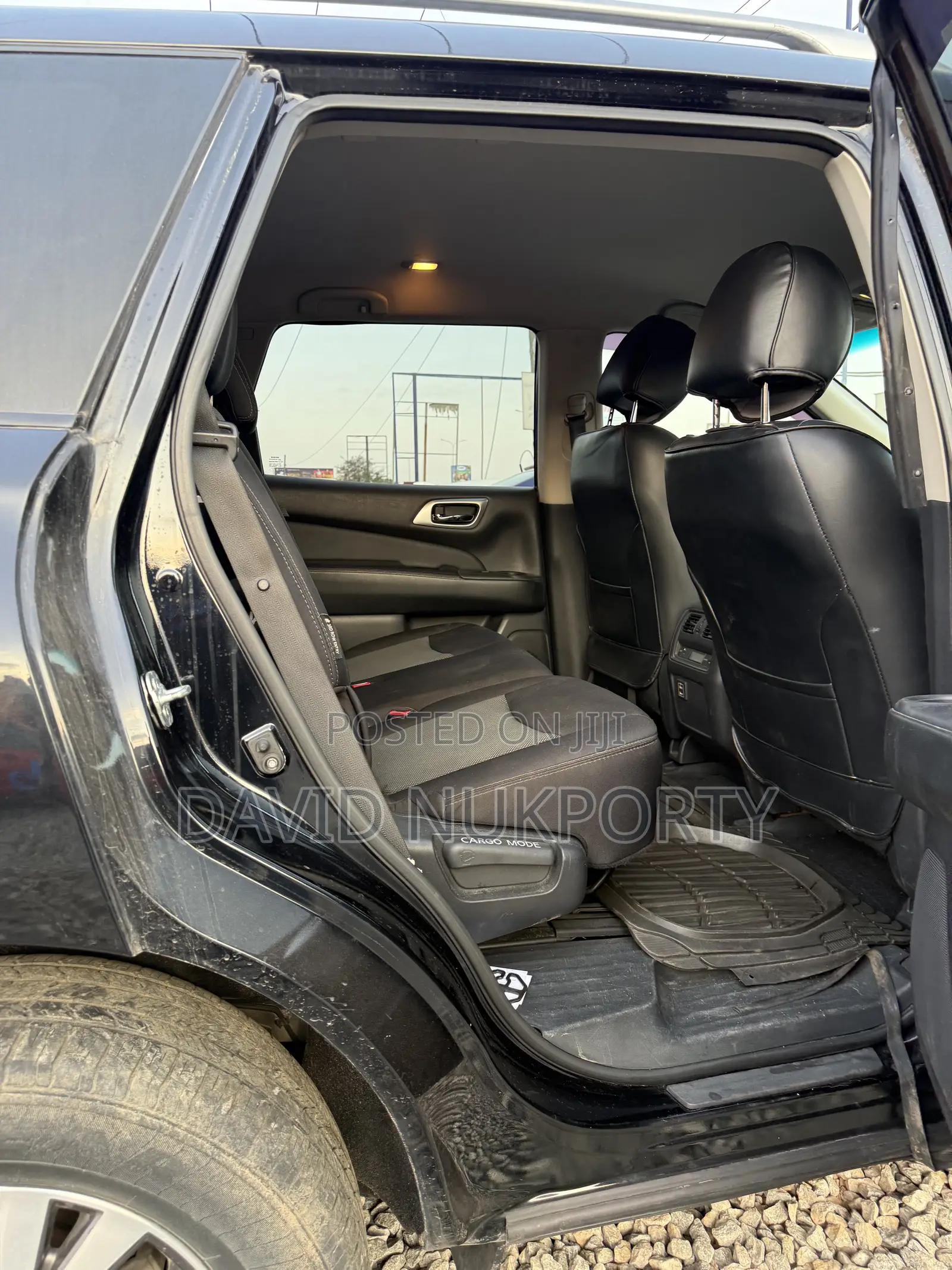 Nissan Pathfinder 2018 Black